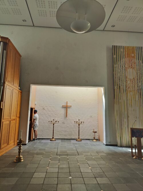 Bilde at et trinnfritt seremonirom